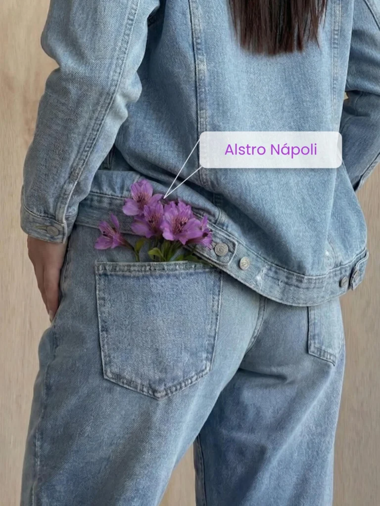 Instagram post from gutiflowers. This post is in position 3.