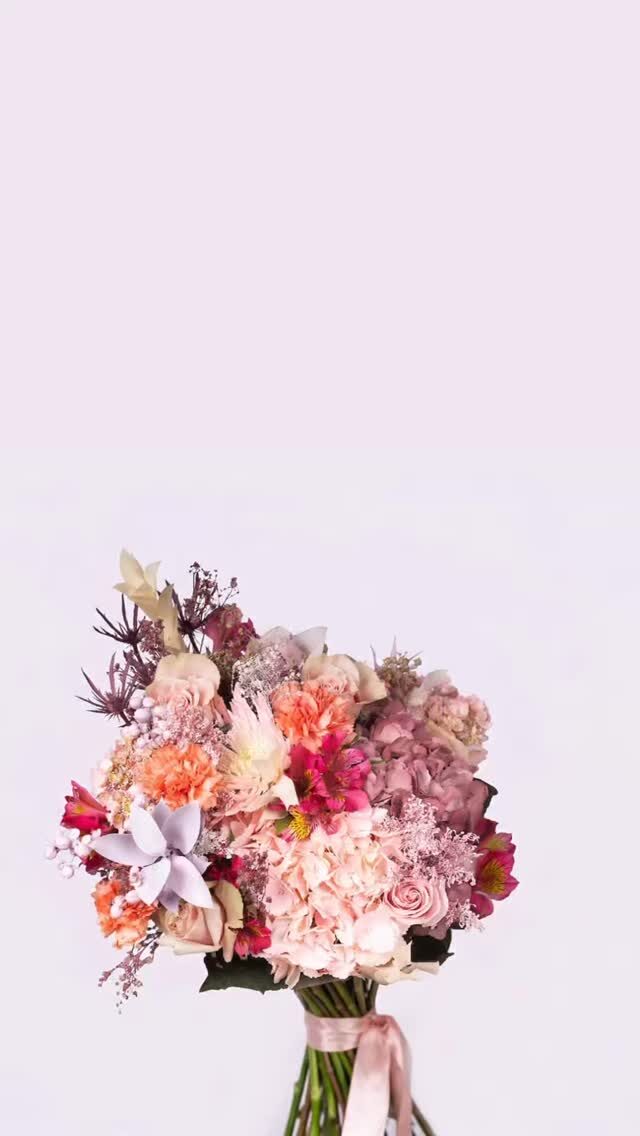 Instagram post from gutiflowers. This post is in position 1.