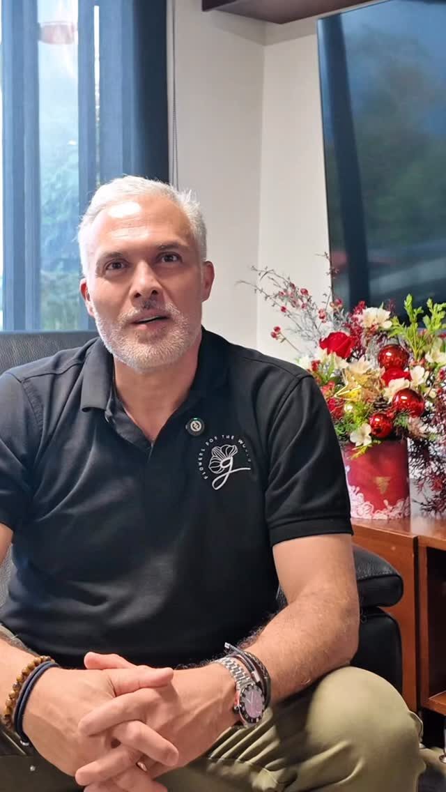 Instagram post from gutiflowers. This post is in position 11.